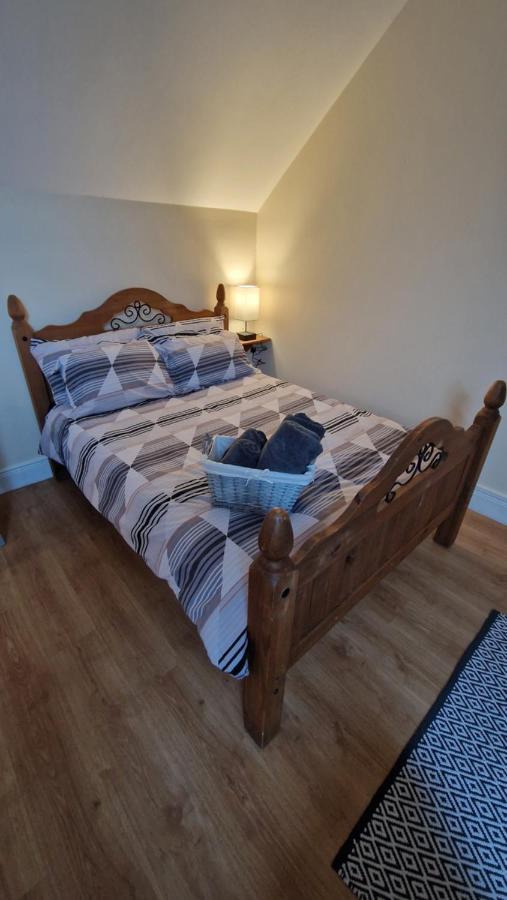 Apple Lodge Apartment Forkhill Екстериор снимка